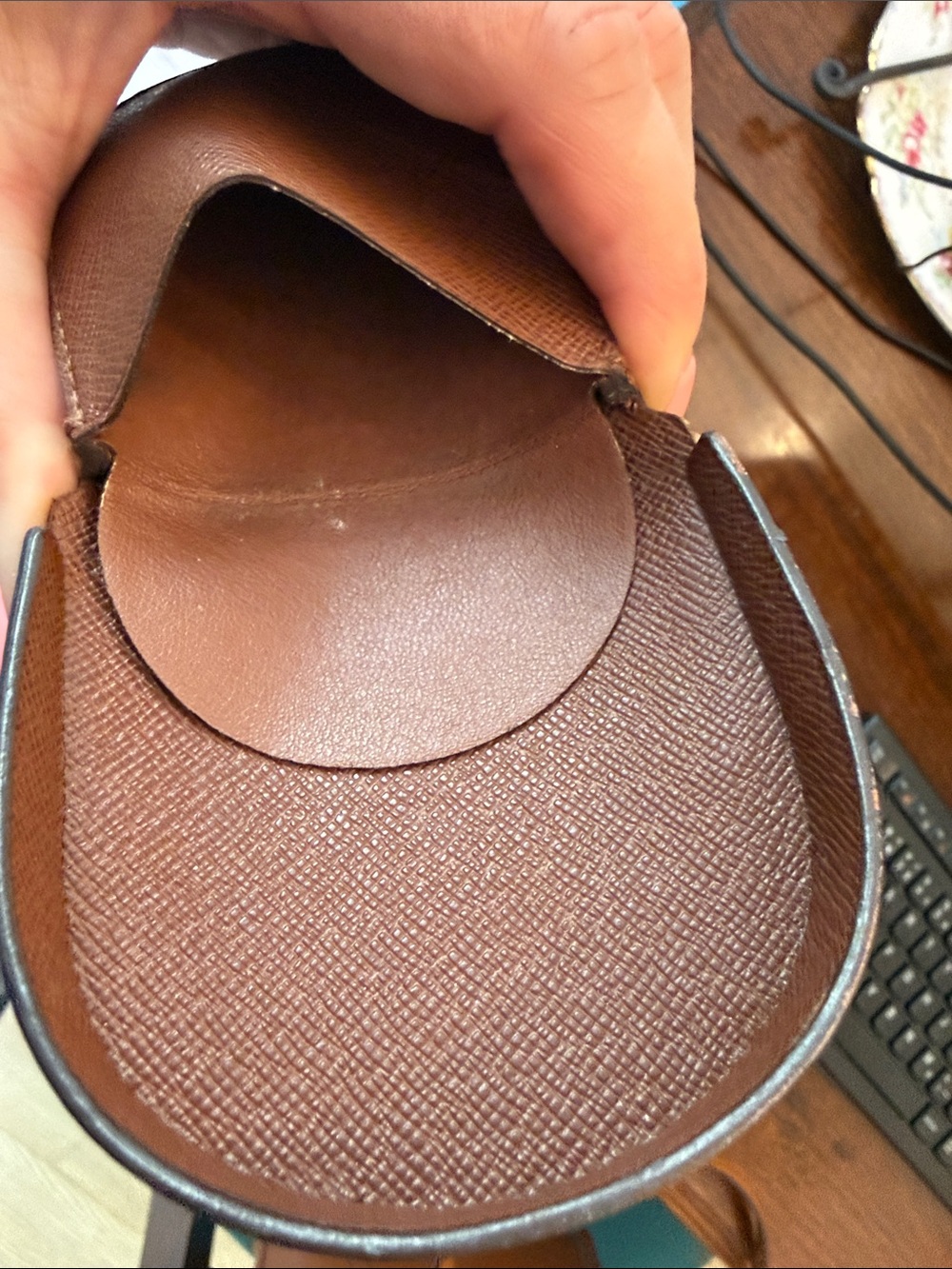 Louis Vuitton Monogram Coin Pouch - Brown/Gold - Picture 4 of 4